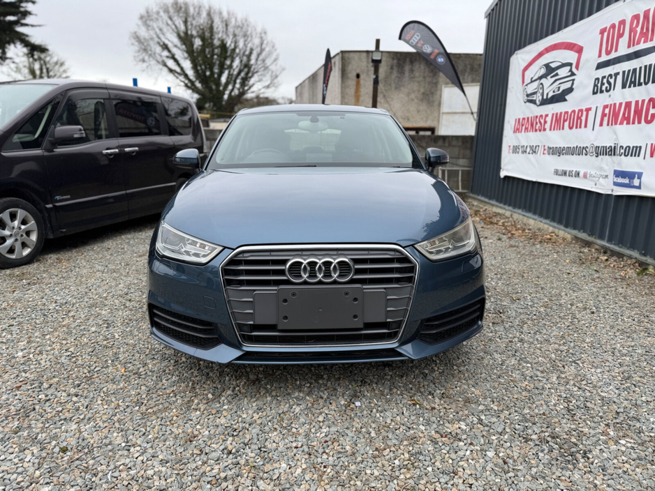 2016 Audi A1 - image 2