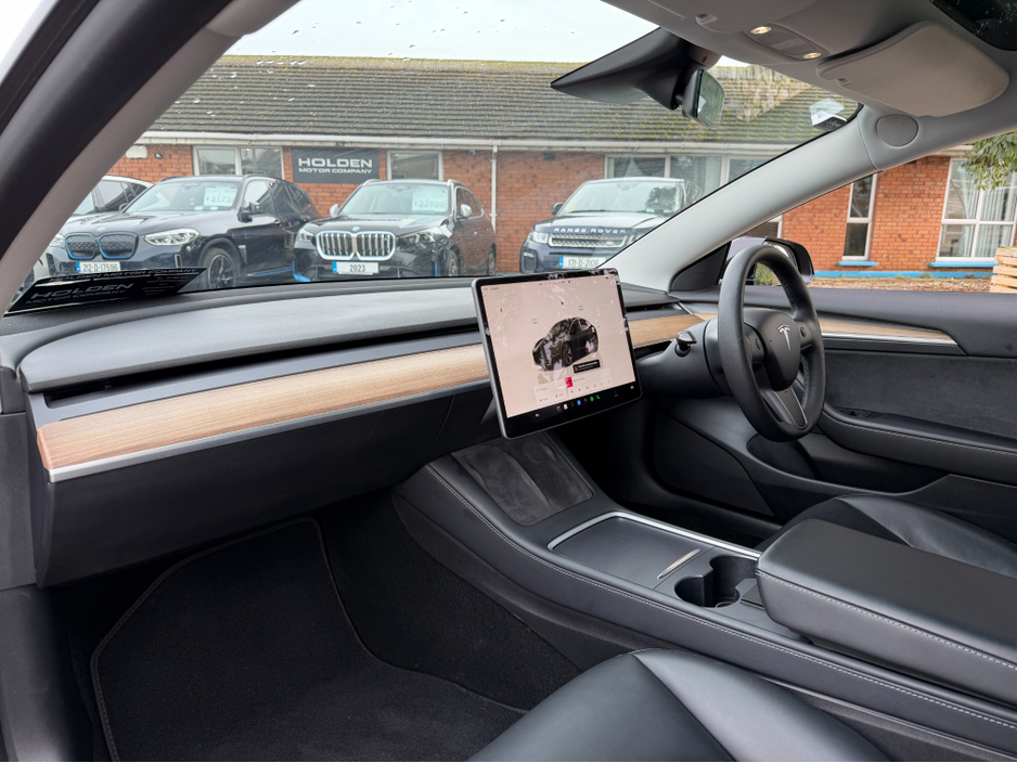 2022 Tesla Model 3 PAN ROOF..BLACK LEATHER..WARRANTY INCLUDED..FINANCE PROVIDED €22,900