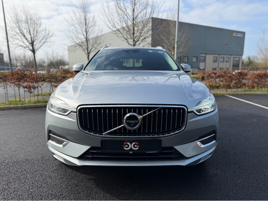 2018 Volvo XC60 - image 9