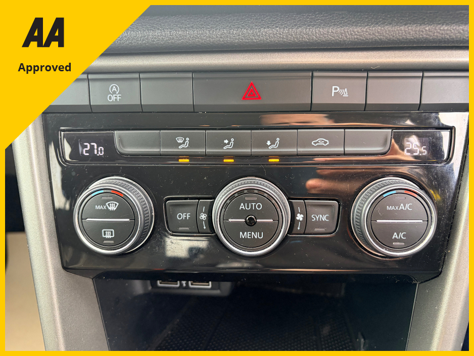 2020 Volkswagen T-Roc - image 17