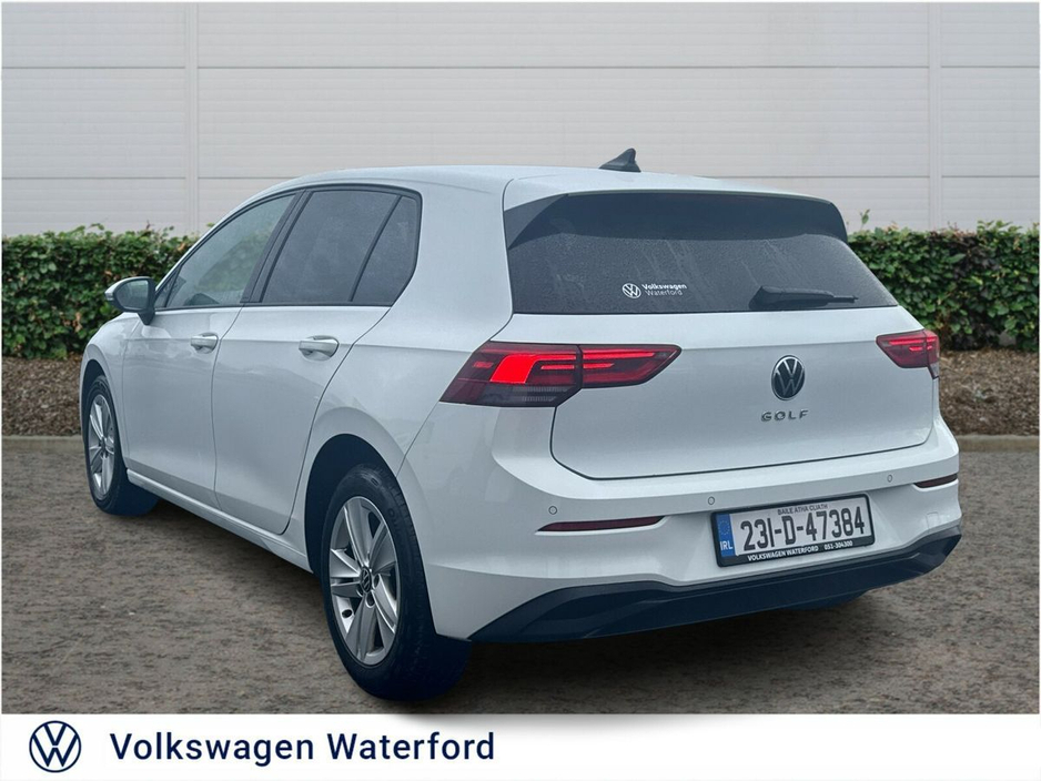 2023 Volkswagen Golf 2.0 TDI 115HP Life €24,975