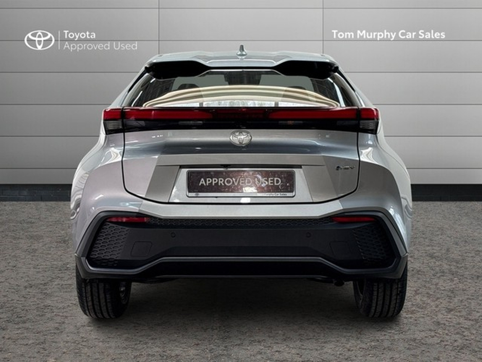 2024 Toyota C-HR - image 4