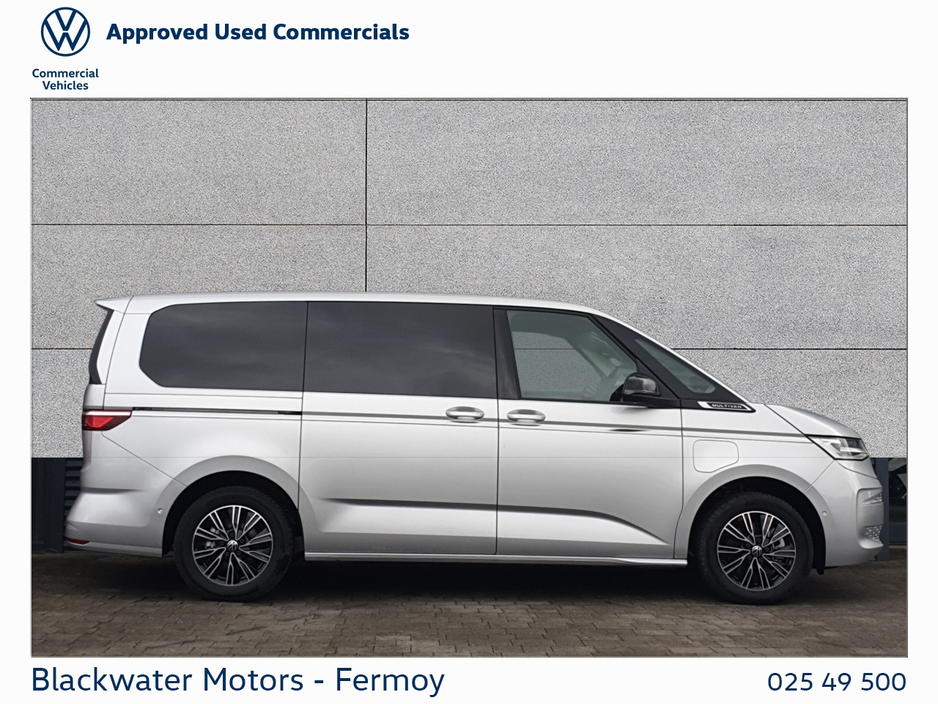 2025 Volkswagen Multivan - image 11