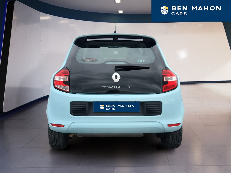 2015 Renault Twingo - image 4