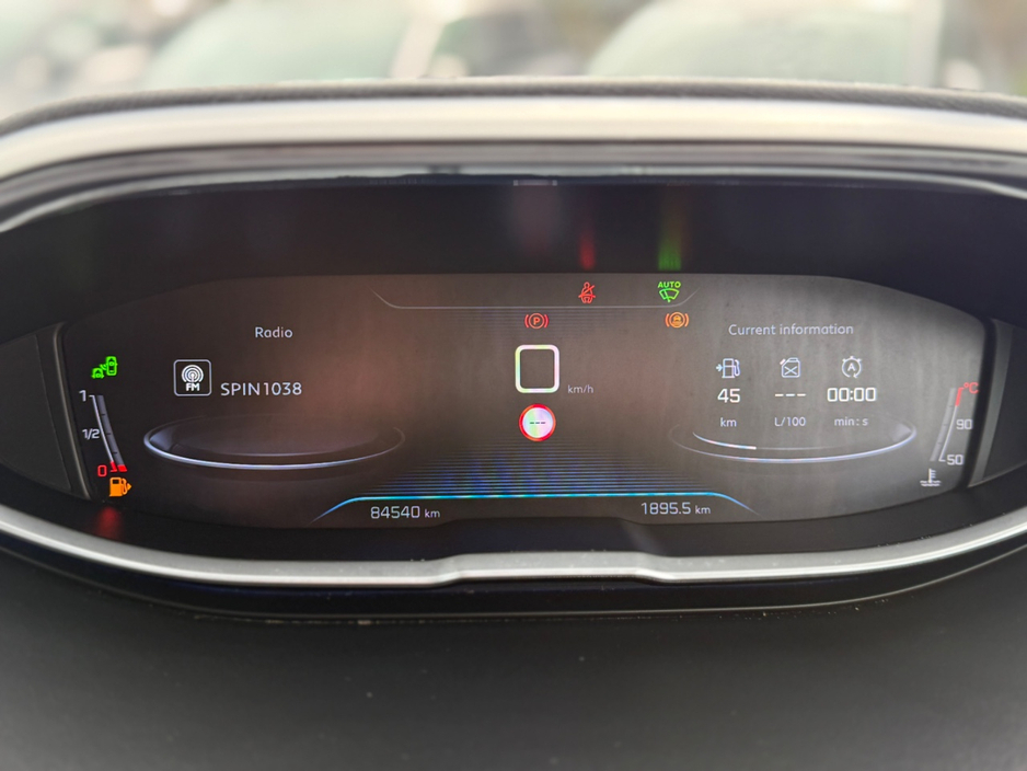 2018 Peugeot 5008 - image 23