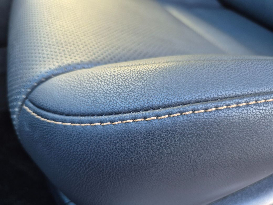 2020 Lexus NX 300 h - image 17