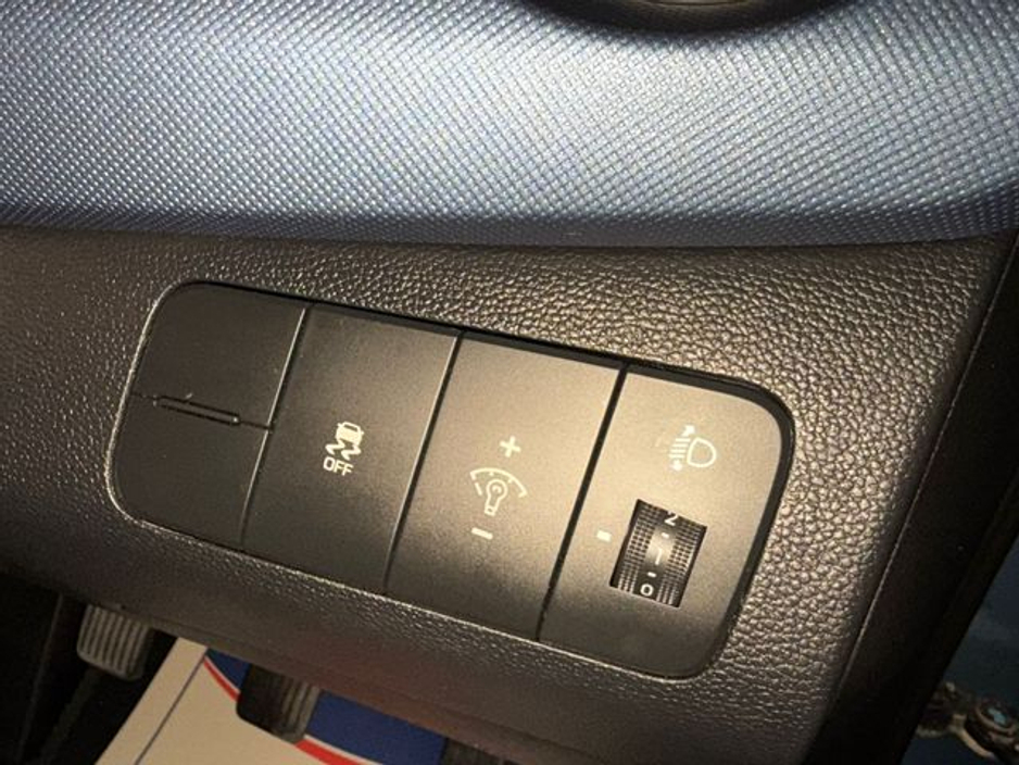 2017 Hyundai i10 1.2 Manual €8,895