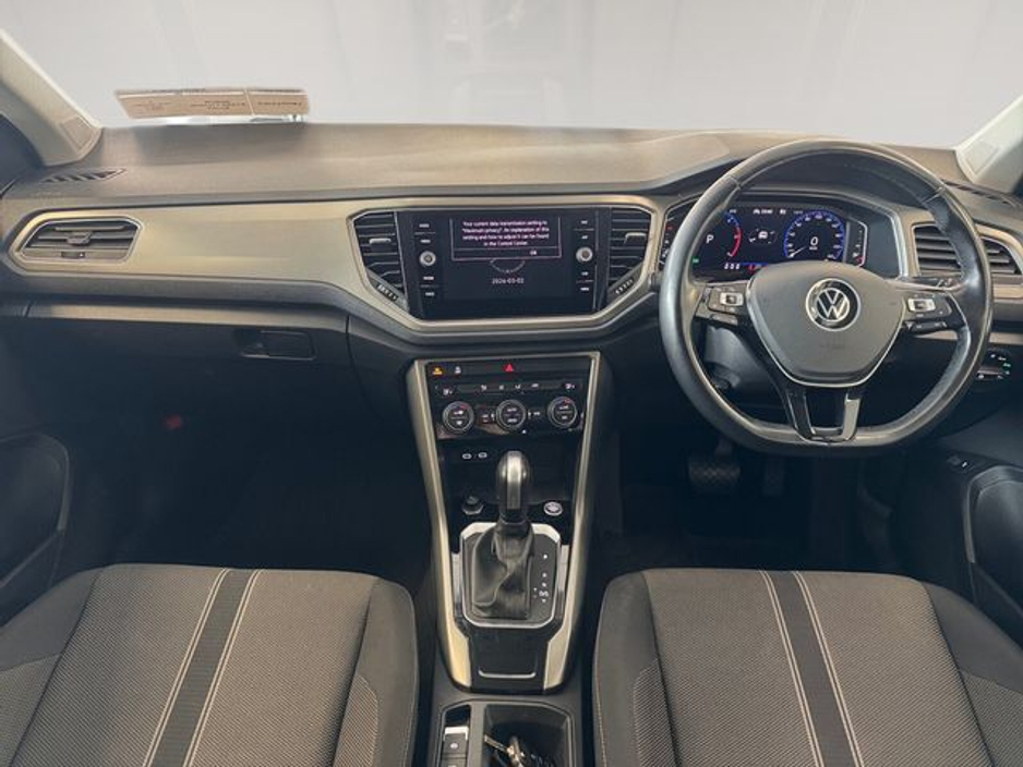 2021 Volkswagen T-Roc - image 15