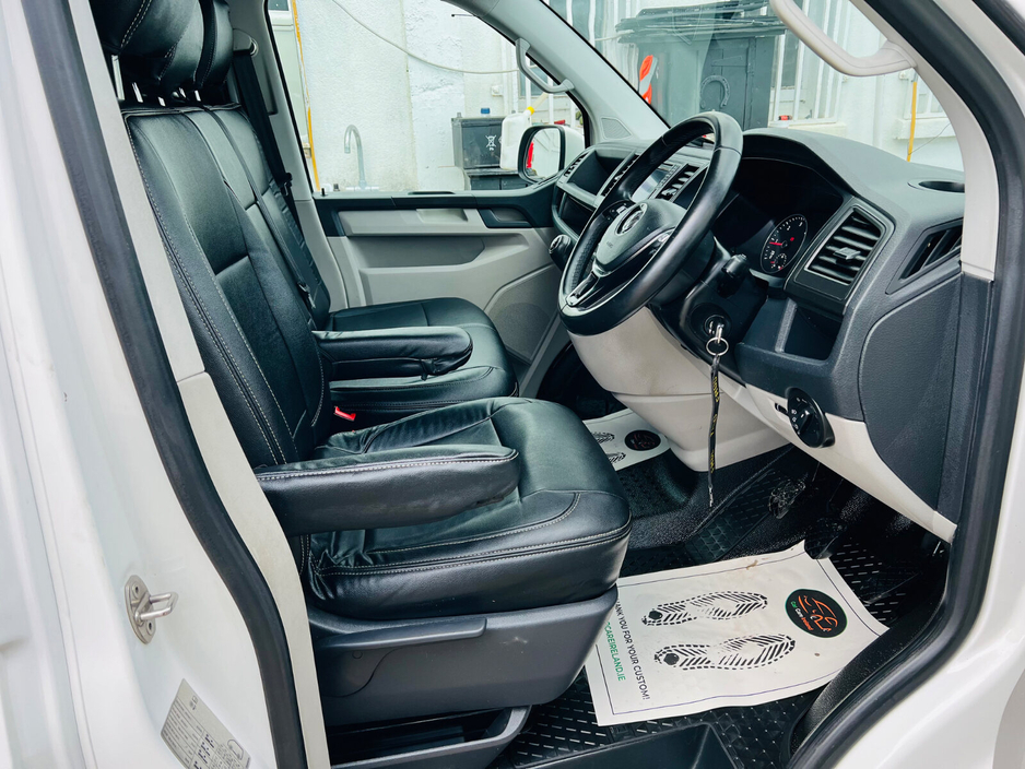 2019 Volkswagen Transporter  €16,750