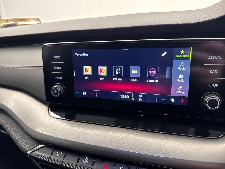 2023 Skoda Octavia - image 18