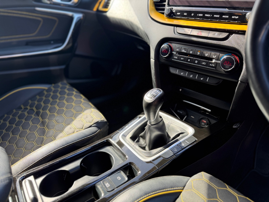 2019 Kia XCeed - image 11