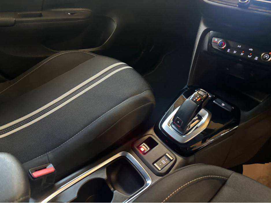 2022 Opel Corsa - image 7