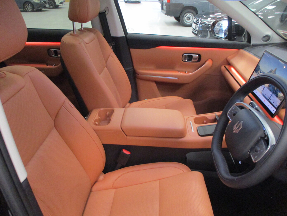 2025 Leapmotor C10 EREV 28.4kWh Design €45,950