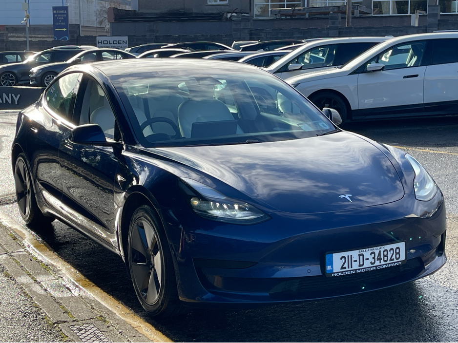 2021 Tesla Model 3 - image 6