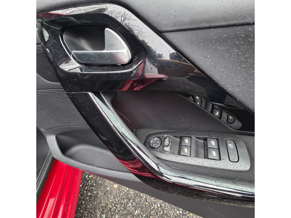 2017 Peugeot 208 1.2 PureTech 68bhp Access 3 dr €11,450