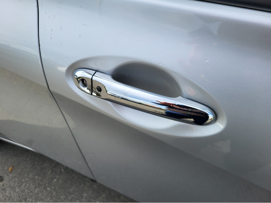 2017 Nissan Note - image 12