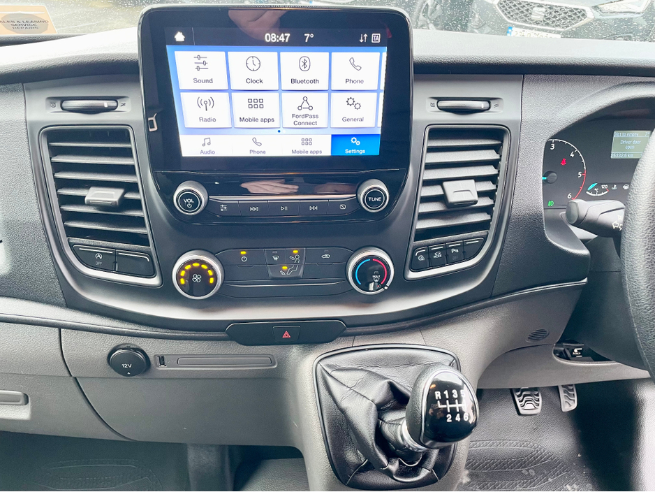 2023 Ford Transit Custom - image 12