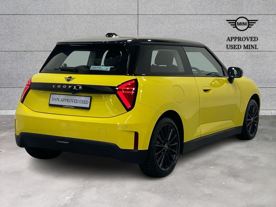 2025 MINI Hatch Cooper E €25,950