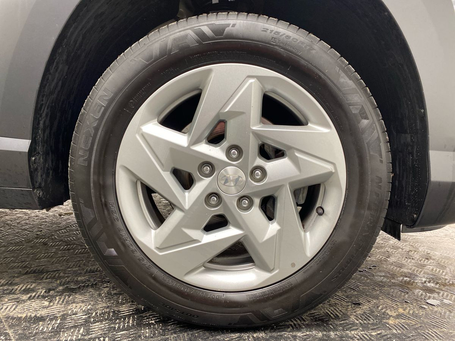 2024 Hyundai Kona - image 5