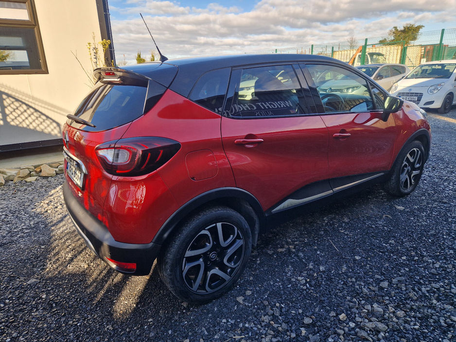 2018 Renault Captur - image 5