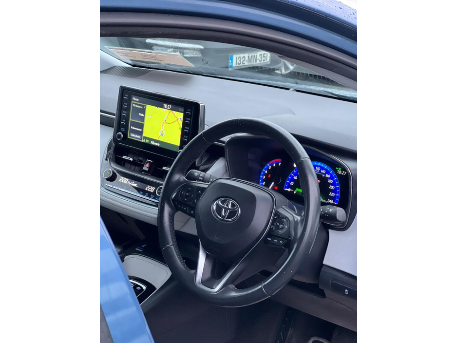 2021 Toyota Corolla - image 7