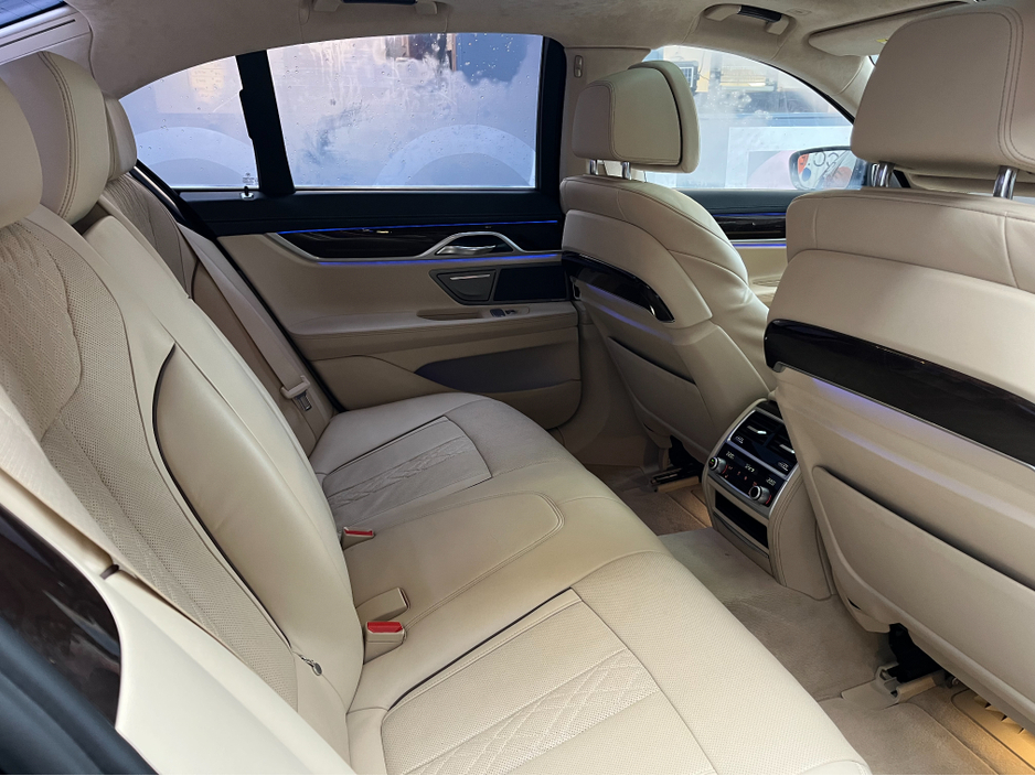 2017 BMW 7 Series ONLY €24950! 2017 BMW 740E iPERFORMANCE 2.0 AUTOMATIC / CRUISE CONTROL / 360° PARKING CAMERA / ELECTRIC MEMORY, HEATED & MASSAGING SEATS / PANORAMIC SUNROOF €24,950