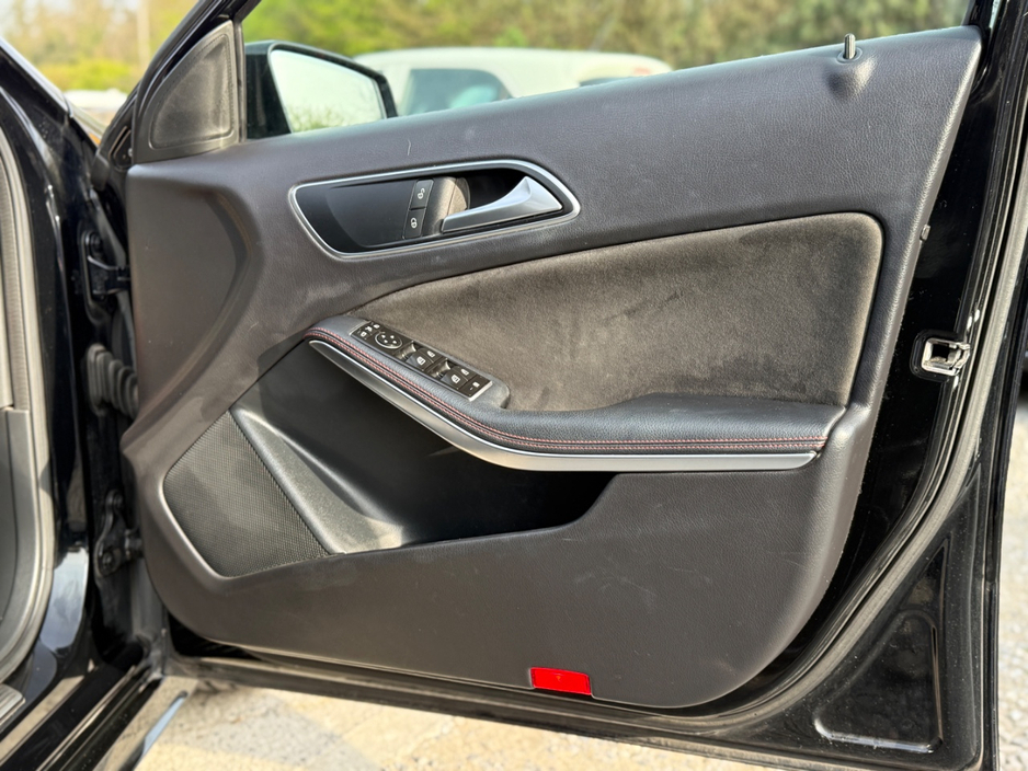 2015 Mercedes-Benz A Class - image 17