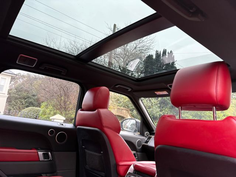 2016 Land Rover Range Rover Sport HSE DYNAMIC - MASSIVE SPEC €31,950