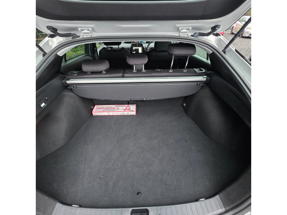 2022 Toyota Prius 1.8 Hybrid Luxury with Sat Navi & JBL €22,950