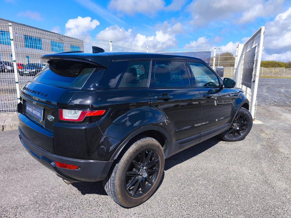 2018 Land Rover Range Rover Evoque - image 9