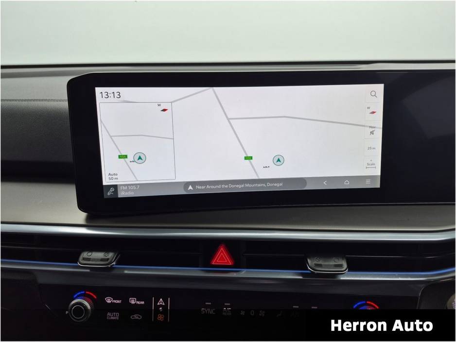 2025 Kia Sorento - image 14