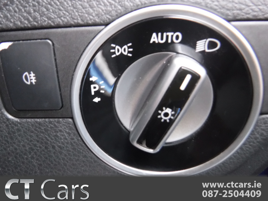 2016 Mercedes-Benz A Class - image 16