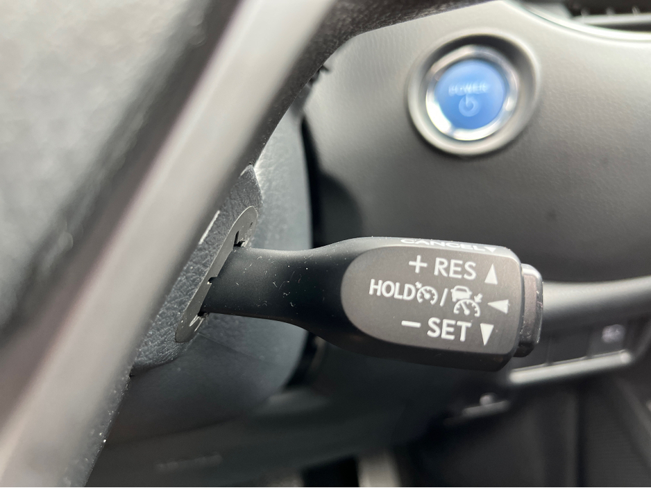 2021 Toyota C-HR 1.8 HYBRID SPORT BI- 4DR AUTO €25,888