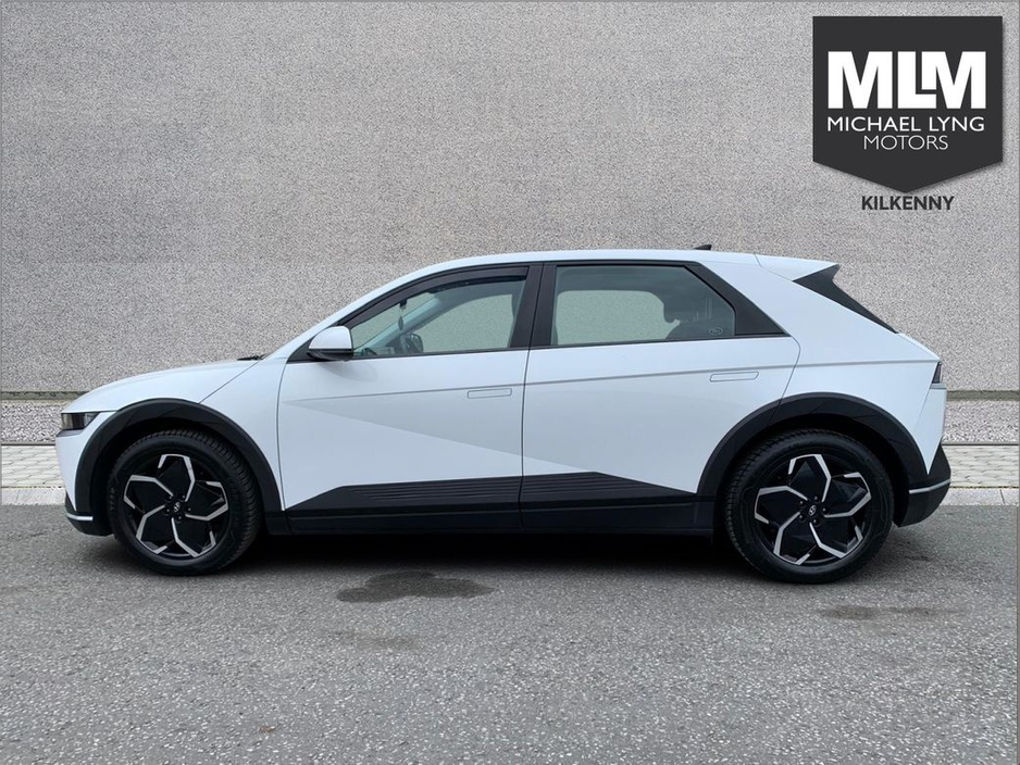 2023 Hyundai Ioniq 5 - image 5