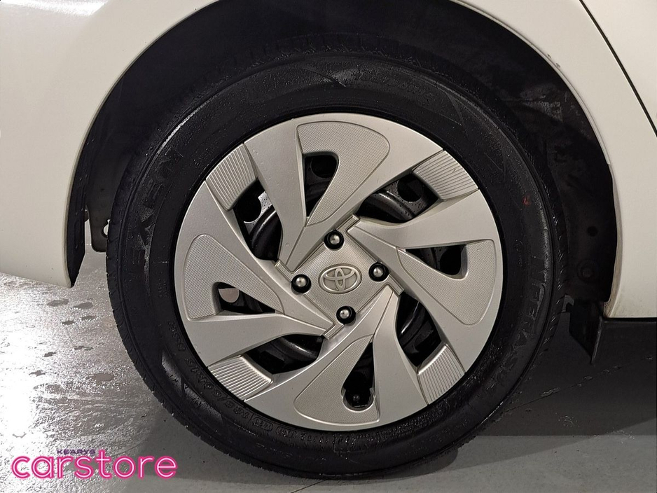 2019 Toyota Aqua 1.5 HYBRID 5 DR €13,880