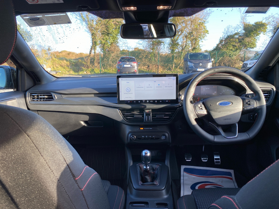 2024 Ford Focus - image 8