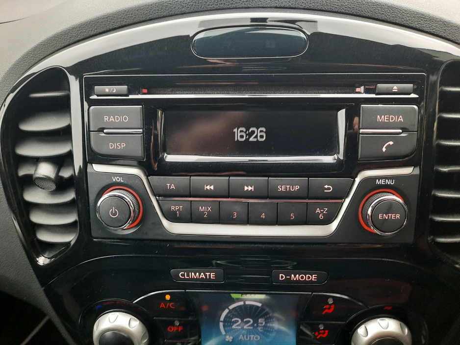 2015 Nissan Juke - image 14