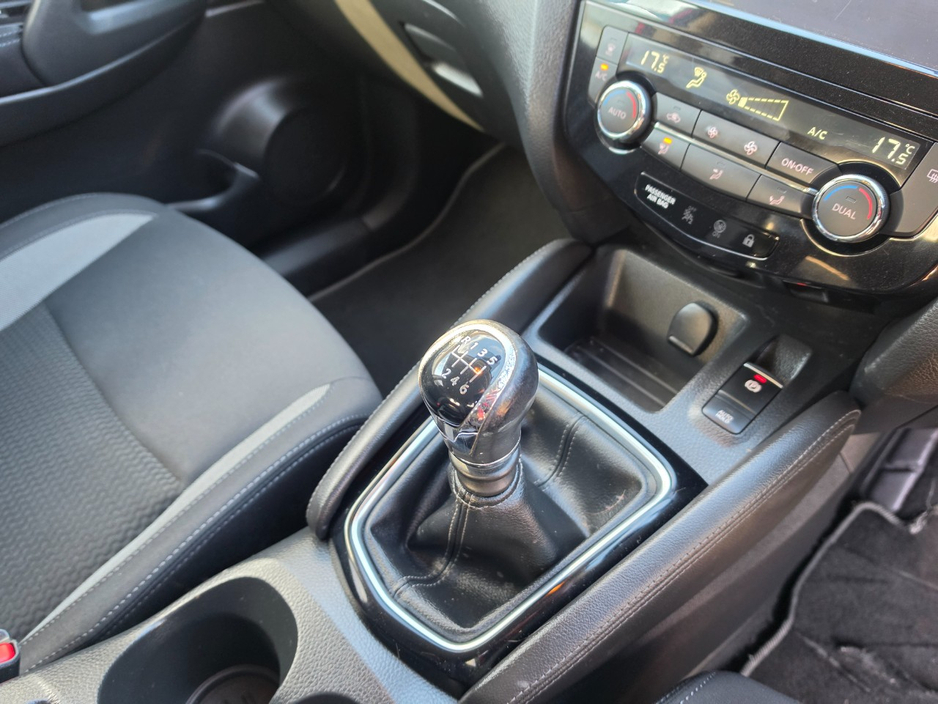 2017 Nissan Qashqai - image 13