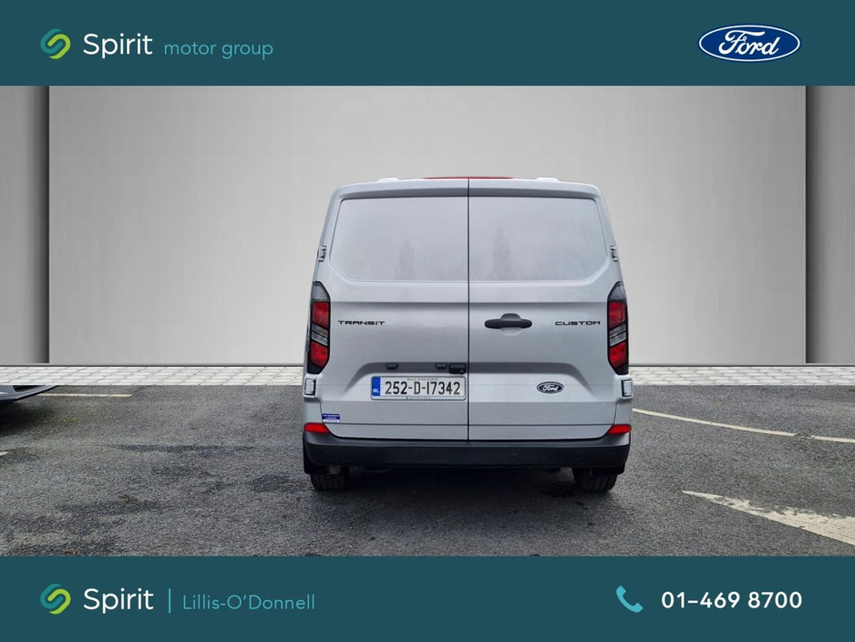 2025 Ford Transit - image 7