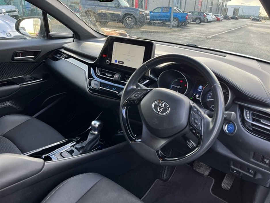2023 Toyota C-HR HYBRID SPORT BI-TONE 4DR