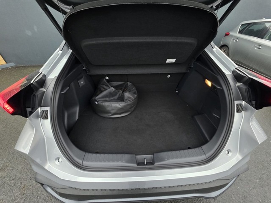 2024 Toyota C-HR Sport €33,949