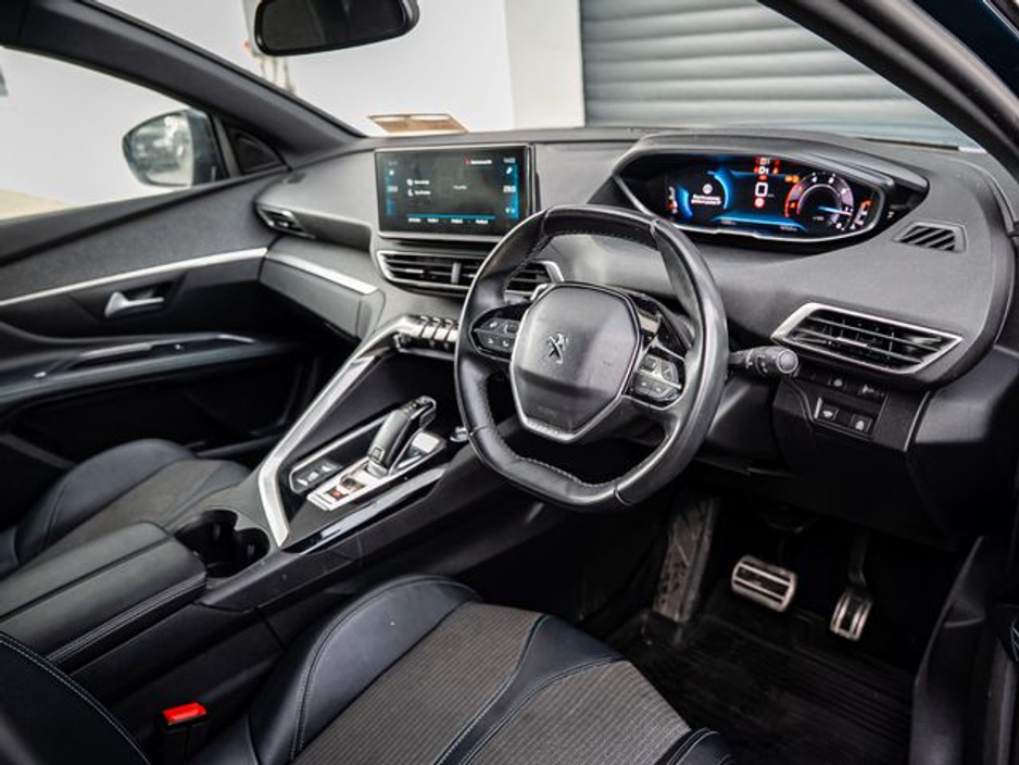 2023 Peugeot 5008 FL Allure 1.5 Blue HDI 130 AUT €34,750