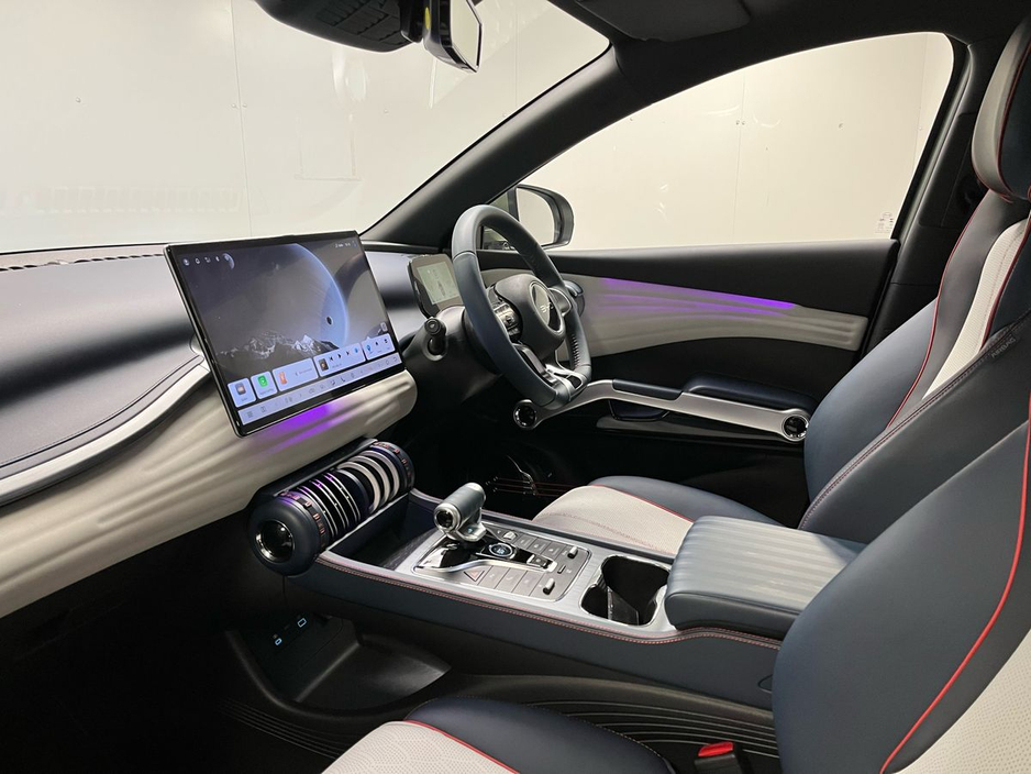 2024 BYD ATTO 3 - image 6