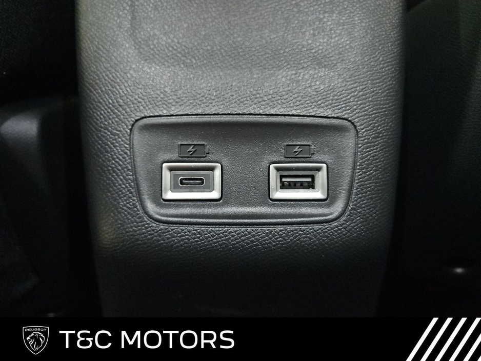 2024 Peugeot 2008 - image 17