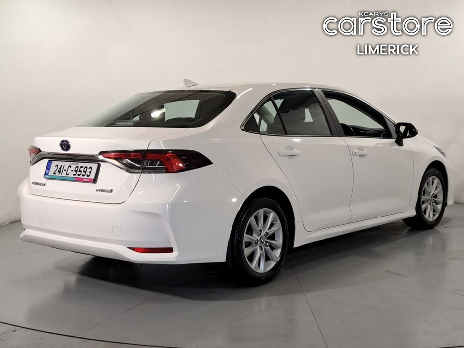 2024 Toyota Corolla - image 3