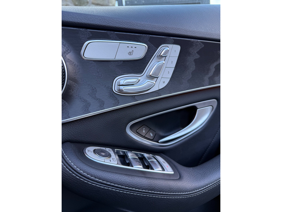 2018 Mercedes-Benz C Class - image 18