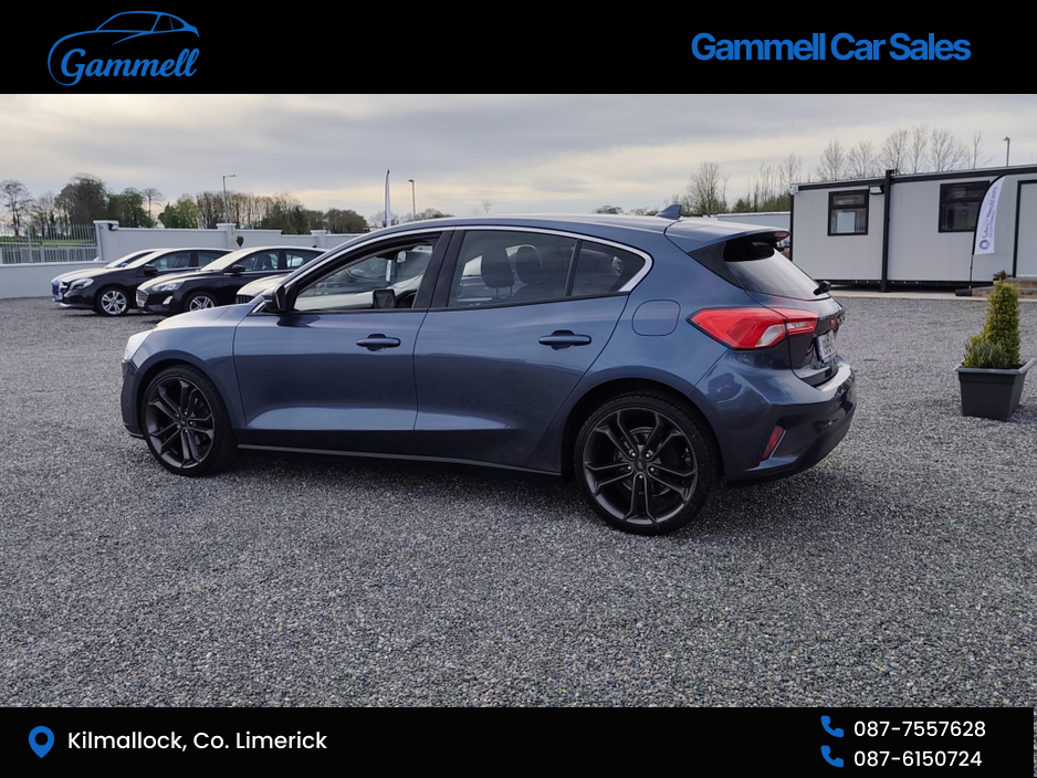 2019 Ford Focus - image 4