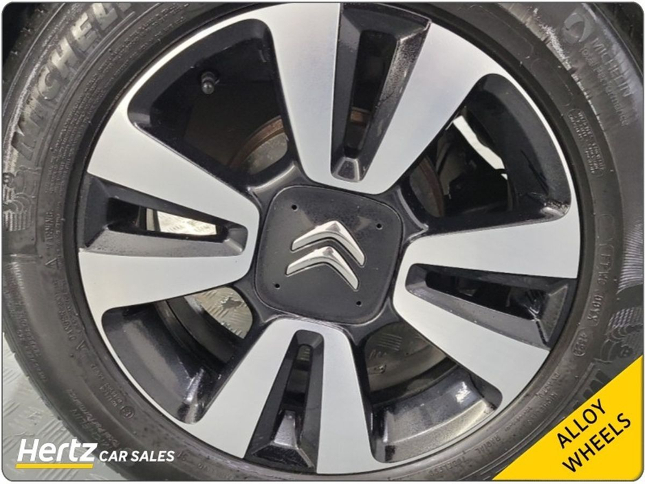 2023 Citroen C3 - image 11