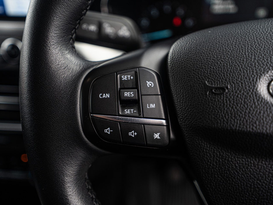 2021 Ford Focus - image 26