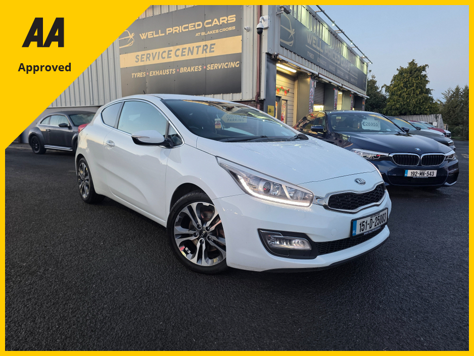 2015 Kia Ceed - image 2